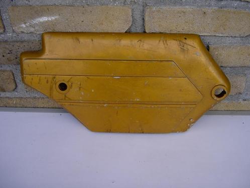 517 balken kastje / zijdeksel rechtse, (kleinere), Fietsen en Brommers, Brommeronderdelen | Zundapp, Gebruikt, Frame, Ophalen of Verzenden