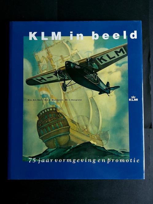 Boek KLM in beeld (BK377), Verzamelen, Luchtvaart en Vliegtuigspotten, Zo goed als nieuw, Boek of Tijdschrift, Ophalen of Verzenden