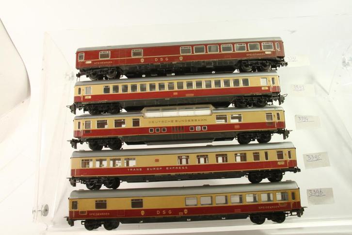 Trix Express/ Röwa lange rijtuigen 5 stuks, Hobby en Vrije tijd, Modeltreinen | H0, Gebruikt, Wagon, Gelijkstroom, Trix, Ophalen