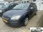 Ford Focus 1.4-16V Ambiente, Auto's, 15 km/l, Gebruikt, 4 cilinders, 620 kg