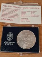 Zilveren 50 gulden munt (1984), in houder, Postzegels en Munten, Munten | Nederland, Zilver, Ophalen of Verzenden, 50 gulden, Koningin Beatrix
