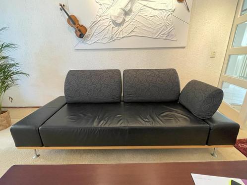 Designbank, Huis en Inrichting, Banken | Bankstellen, Zo goed als nieuw, Rechte bank, Tweepersoons, 200 tot 250 cm, 100 tot 125 cm