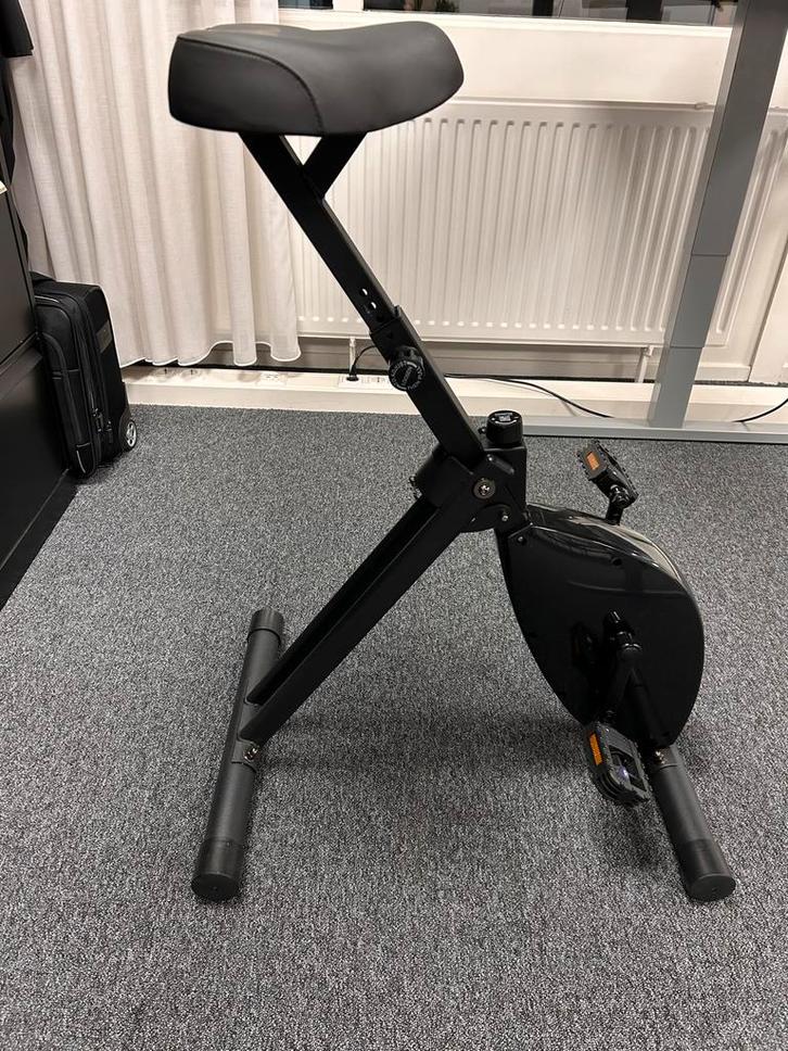 Deskbike - Fiets terwijl je werkt!, Sport en Fitness, Fitnessmaterialen, Zo goed als nieuw, Overige typen, Benen, Ophalen of Verzenden