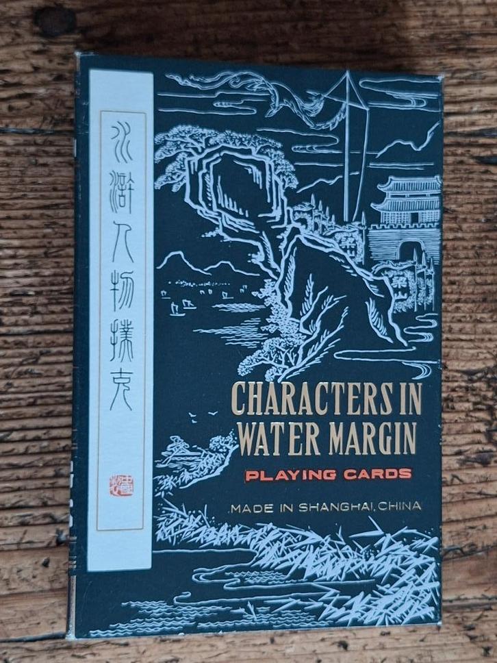 kaartspel Chinees: CHARACTERS IN WATER MARGIN, Hobby en Vrije tijd, Gezelschapsspellen | Kaartspellen, Zo goed als nieuw, Ophalen of Verzenden