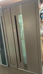 Aluminium voordeur met zijraam 123 x 218 cm Links