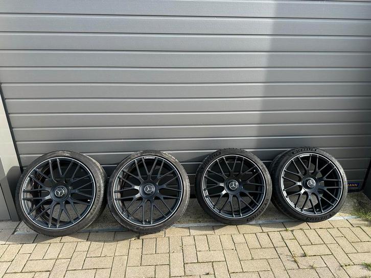 Originele C63 Velgen met Zomerbanden 20 inch, Auto-onderdelen, Banden en Velgen, Banden en Velgen, Zomerbanden, 20 inch, 285 mm