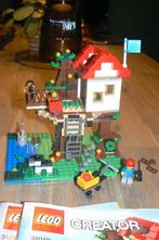 Te koop: Lego Creator Boomhut 3 - 1 met boeken 31010, Kinderen en Baby's, Speelgoed | Duplo en Lego, Ophalen of Verzenden, Gebruikt