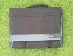 Laptop / Notebook tas 17 inch met maximum comfort, Verzenden, 17 inch of meer, Zo goed als nieuw, Schoudertas