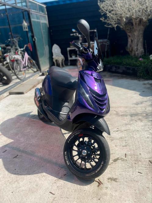 Zip 172cc AC 2012 snor, Fietsen en Brommers, Scooters | Piaggio, Zo goed als nieuw, Zip, Maximaal 25 km/u, Tweetakt, Ophalen of Verzenden