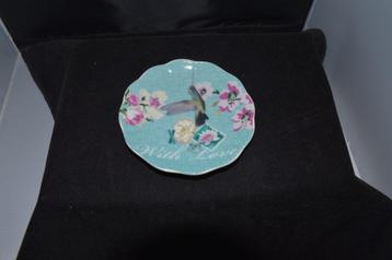 Petit Four bordjes Accessorize servies beschikbaar voor biedingen
