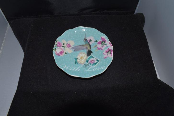 Petit Four bordjes Accessorize servies, Huis en Inrichting, Keuken | Servies, Nieuw, Overige typen, Overige stijlen, Overige materialen