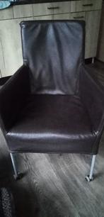 4 Bruine Eethoekstoelen op Wieltjes, Ophalen, Gebruikt, Minder dan 75 cm, Leer