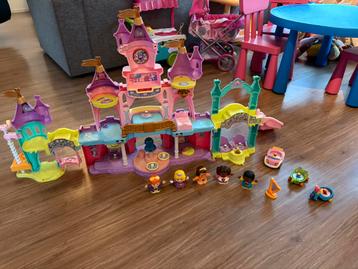 Vrolijke vriendjes kasteel beschikbaar voor biedingen