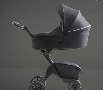 Stokke Xplory X met kinderwagen wieg beschikbaar voor biedingen