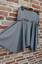 stijlvolle cirkel rok mt 44 zwart wit ruitje (oogt grijs), Kleding | Dames, Rokken, Maat 42/44 (L), Ophalen of Verzenden, Zo goed als nieuw