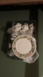 Krat met mooi servies, Huis en Inrichting, Keuken | Servies, Ophalen, Overige stijlen