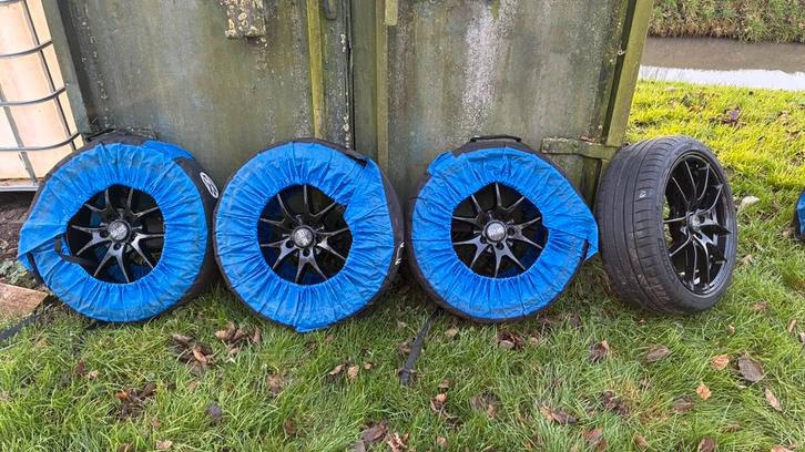 OZ Leggera HLT 17inch 5x100 michelin pilot sport 4, Auto-onderdelen, Banden en Velgen, Banden en Velgen, Zomerbanden, 17 inch