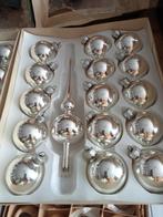 zilveren kerstballen en piek van glas, Ophalen, Gebruikt