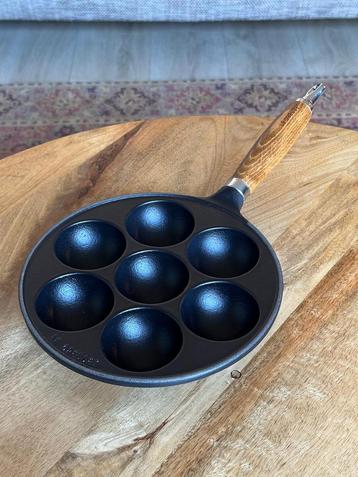 Le Creuset Beignetpan 20 cm – Mat Zwart beschikbaar voor biedingen