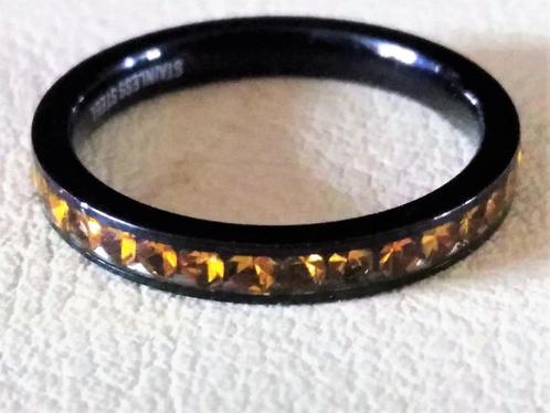 Gold Topaz AA1 Zirkon Melano Style Ring- (Size: 19mm), Sieraden, Tassen en Uiterlijk, Ringen, Nieuw, Dame of Heer, 19 tot 20, Goud
