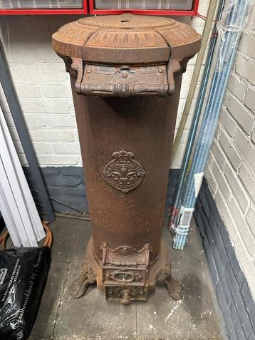 Oude Potkachel - Decoratief & Functioneel beschikbaar voor biedingen