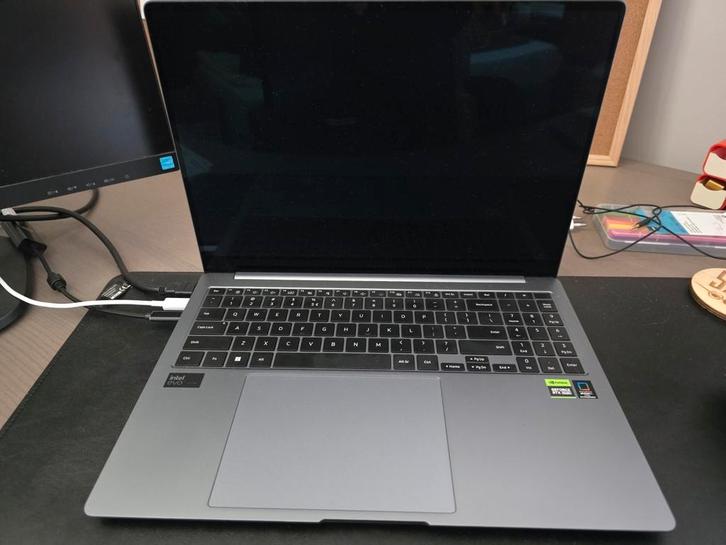 Samsung Galaxy Book4 Ultra 16" NP960XGL-XG2NL ZGAN! KOOPJE!, Computers en Software, Windows Laptops, Zo goed als nieuw, 16 inch