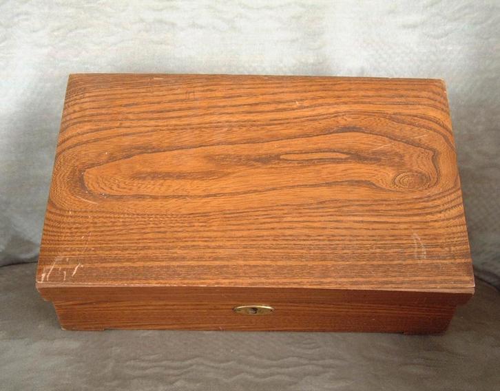 oud houten hout kistje doosje nr.1, Verzamelen, Overige Verzamelen, Gebruikt, Ophalen of Verzenden