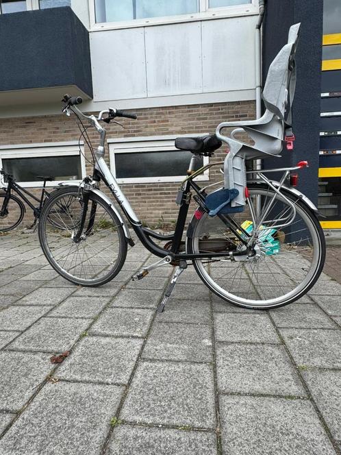 Stadsfiets met kinderzitje – Goede staat, Fietsen en Brommers, Fietsen | Dames | Damesfietsen, Gebruikt, Overige merken, Versnellingen