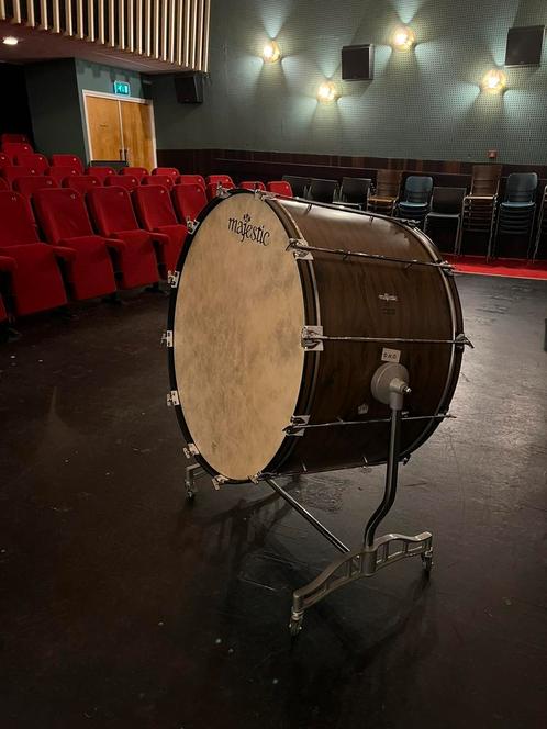Majestic Concert Bass drum 36”, Muziek en Instrumenten, Drumstellen en Slagwerk, Gebruikt, Overige merken, Ophalen