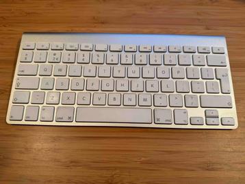Apple toetsenbord beschikbaar voor biedingen