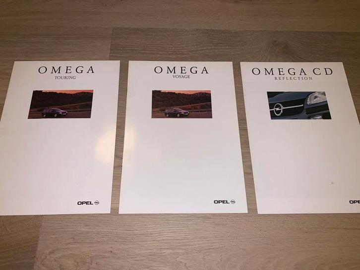 3 folders Opel Omega 1996, Boeken, Auto's | Folders en Tijdschriften, Zo goed als nieuw, Opel, Ophalen of Verzenden
