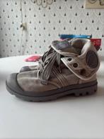 Palladium maat 39, Ophalen of Verzenden, Zo goed als nieuw, Grijs, Sneakers of Gympen
