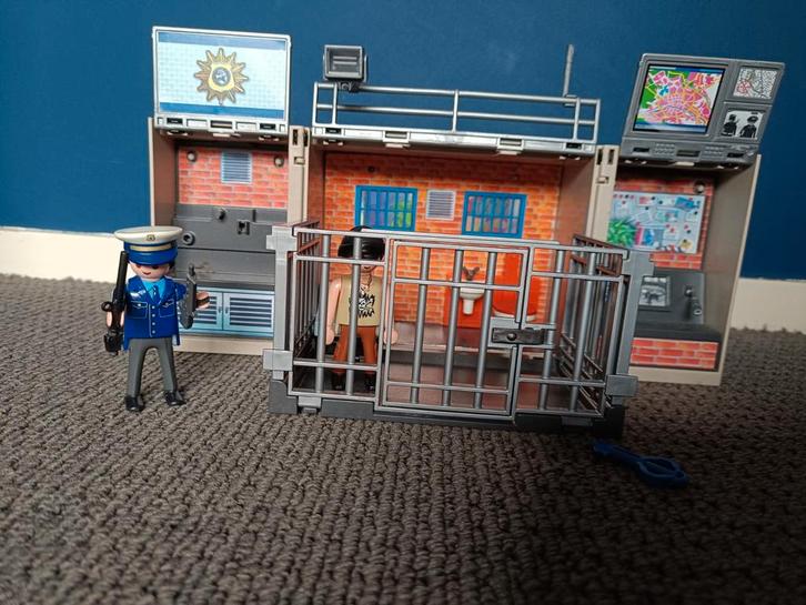 Playmobil meeneem politiebureau 5421, Kinderen en Baby's, Speelgoed | Playmobil, Gebruikt, Ophalen of Verzenden