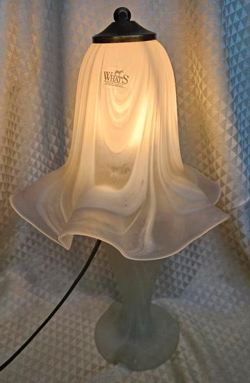 Te koop: prachtige matglazen lamp! beschikbaar voor biedingen