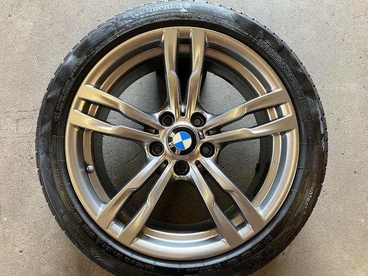 18” BMW Styling 441M velgen Continental banden 3 + 4 serie F, Auto-onderdelen, Banden en Velgen, Banden en Velgen, Winterbanden