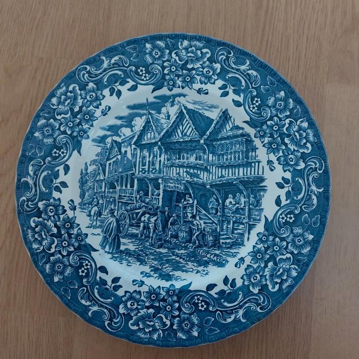 Vintage Royal Tudor Ware Bord, Antiek en Kunst, Antiek | Keramiek en Aardewerk, Ophalen of Verzenden
