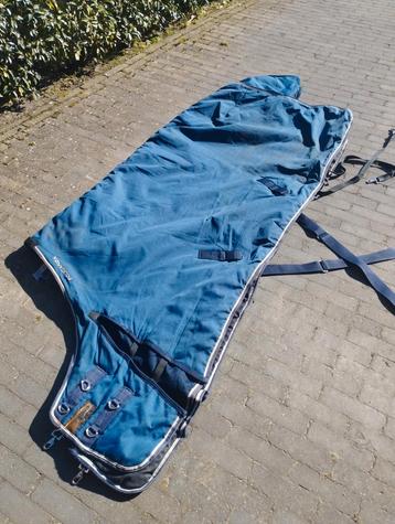 Stal dekens maat 215 beschikbaar voor biedingen