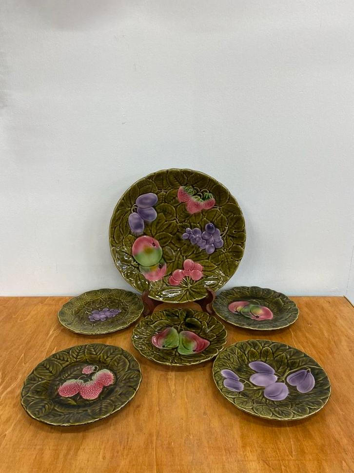 Vintage Barbotine Borden met Fruitmotief, Verzamelen, Retro, Huis en Inrichting, Ophalen of Verzenden