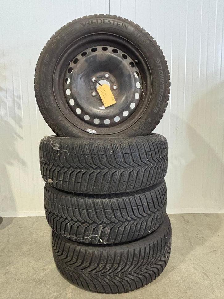 Vredestein Winterbanden Ford | Set van 4 | 5x108, Auto-onderdelen, Banden en Velgen, Banden en Velgen, Winterbanden, 16 inch, Personenwagen