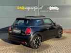 Mini Mini Electric Yours 33 kWh *pano *carplay *camera *leer, Gebruikt, 33 kWh, 4 stoelen, Zwart