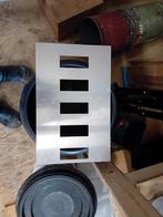 Aluminium profiel om duiven te leren drinken, Postduif