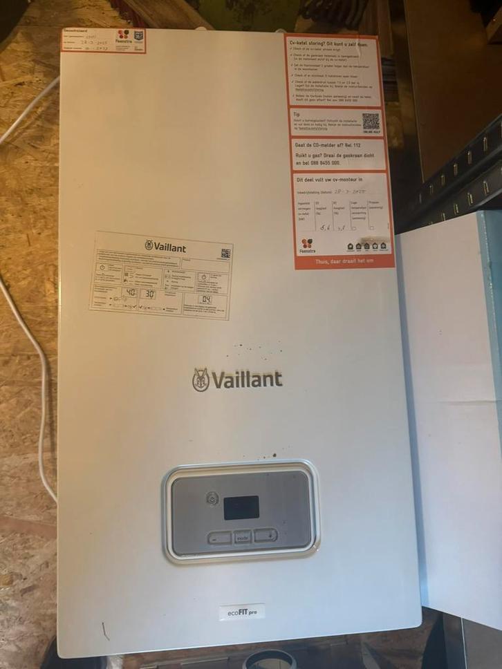 Te koop: Vaillant ecoFIT pro VUW 306/6-3– Zo goed als nieuw, Doe-het-zelf en Verbouw, Verwarming en Radiatoren, Zo goed als nieuw