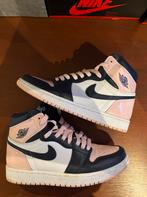 Jordan 1 Atmosphere Pink EU39, Overige kleuren, Ophalen of Verzenden, Sneakers of Gympen, Gedragen