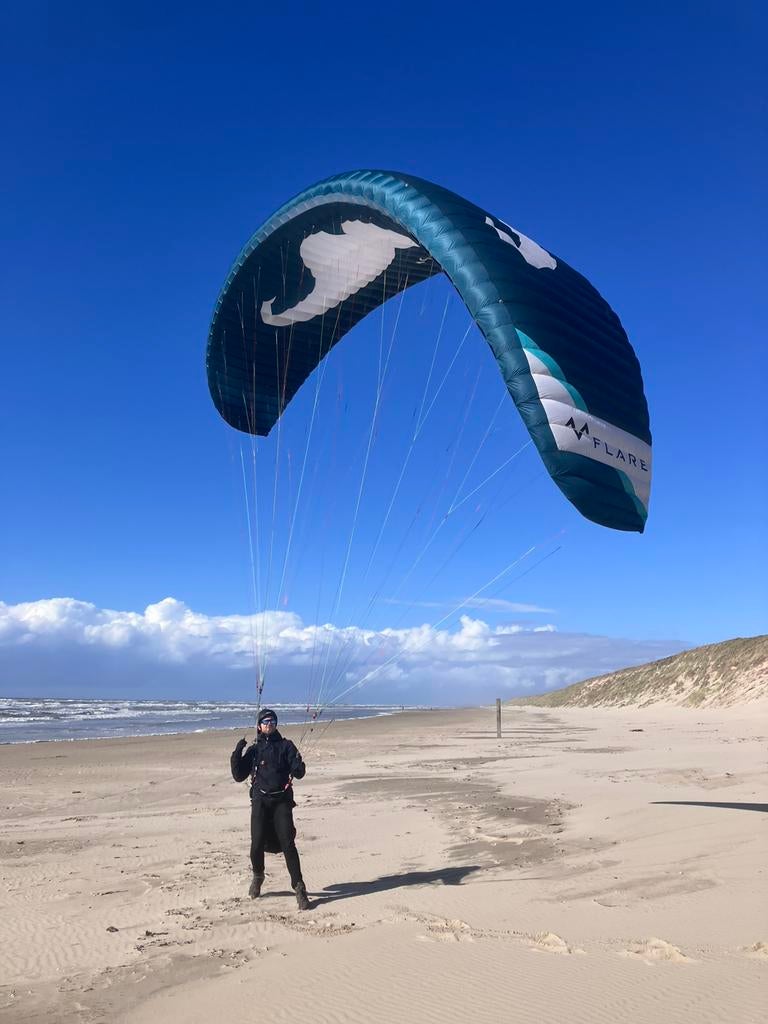 Flare moustache 15, Sport en Fitness, Zweefvliegen en Paragliding, Ophalen, Zo goed als nieuw, Scherm