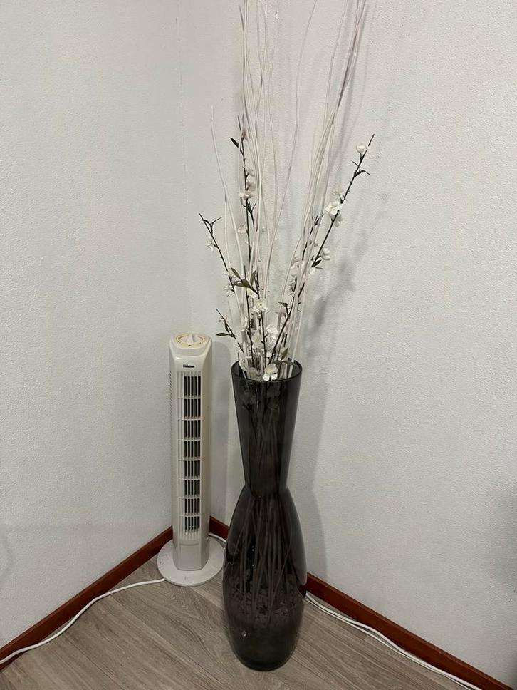 Grote decoratieve XL vaas met bloemen, Huis en Inrichting, Woonaccessoires | Zuilen en Pilaren, Zo goed als nieuw, Ophalen