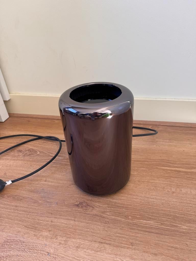 Mac Pro (2014), Ophalen, Gebruikt, 32 GB, HDD