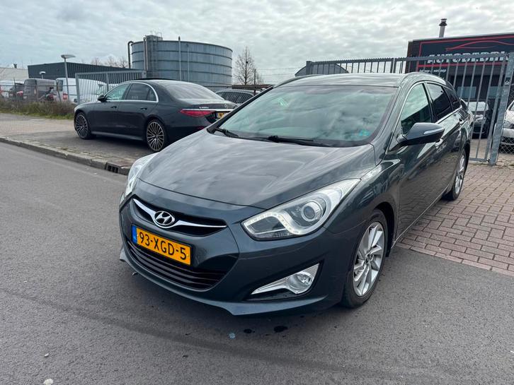 Hyundai I40 Wagon 1.6 GDI NAVI/CLIMA/PDC, Auto's, Hyundai, Bedrijf, Te koop, i40, Benzine, Euro 5, A, Stationwagon, Handgeschakeld