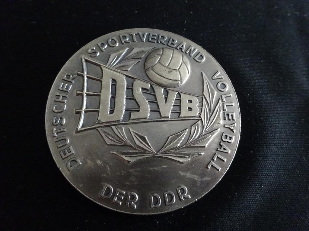 DDR:  Ehrenmedaille DSVB (deutsche Sportverband Volleyball), Ophalen of Verzenden
