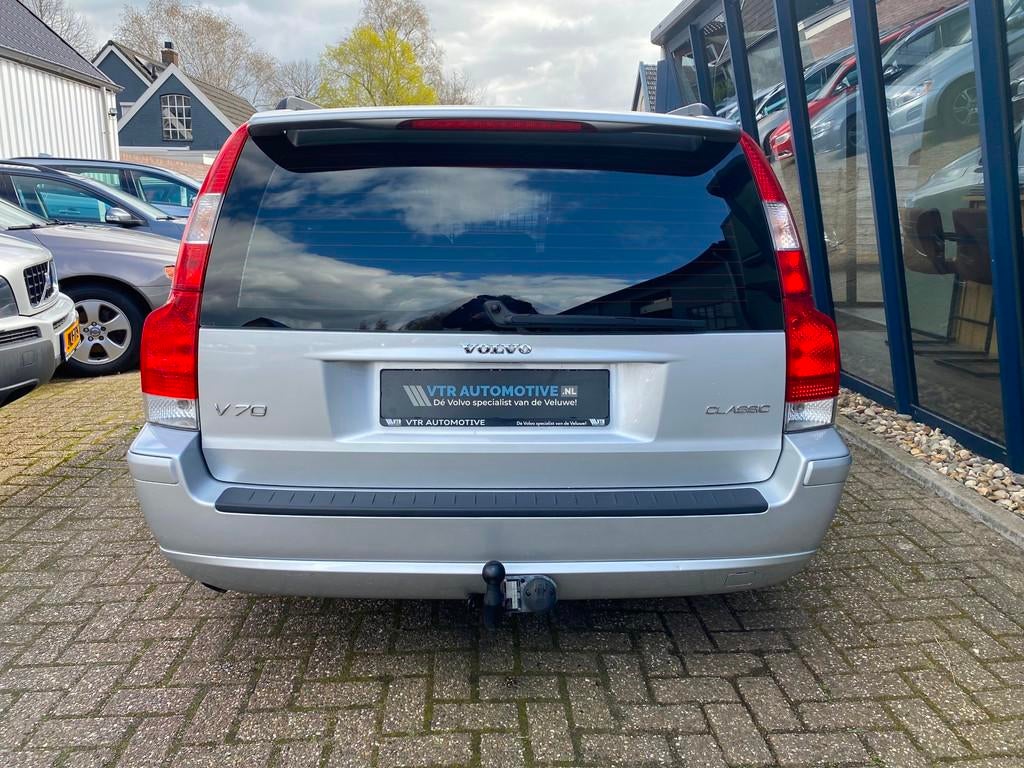 Volvo V70 2.4 Edition Classic 170PK Youngtimer, Auto's, Voorwielaandrijving, Gebruikt, Zwart, Leder en Stof
