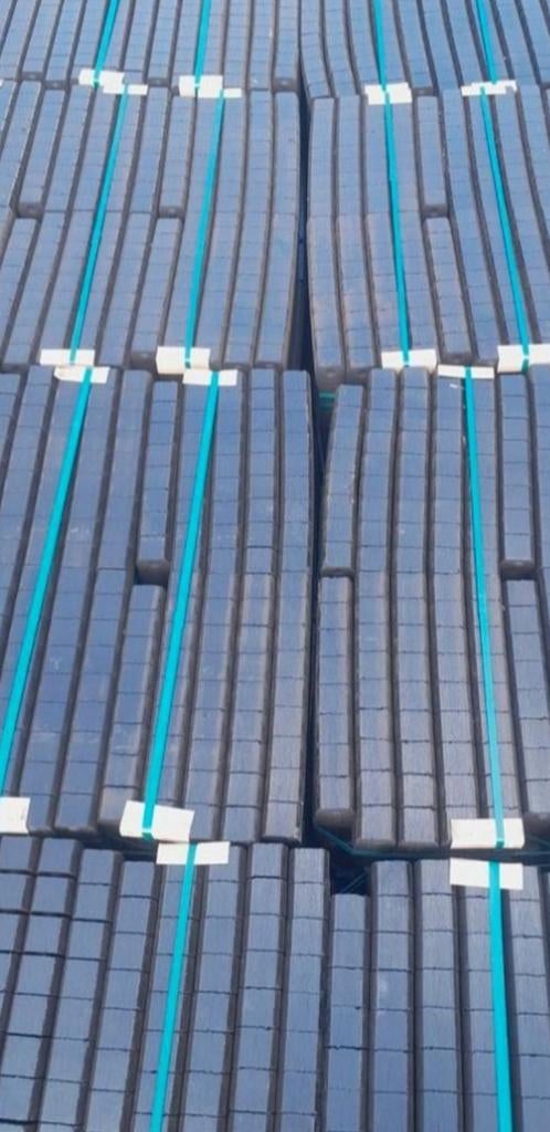 Bruinkool briketten Bruinkoolbriketten ideaal met kachelhout, Minder dan 3 m³, Ophalen, Blokken